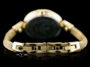 70390348ebbb1d99556d942019ee5edc